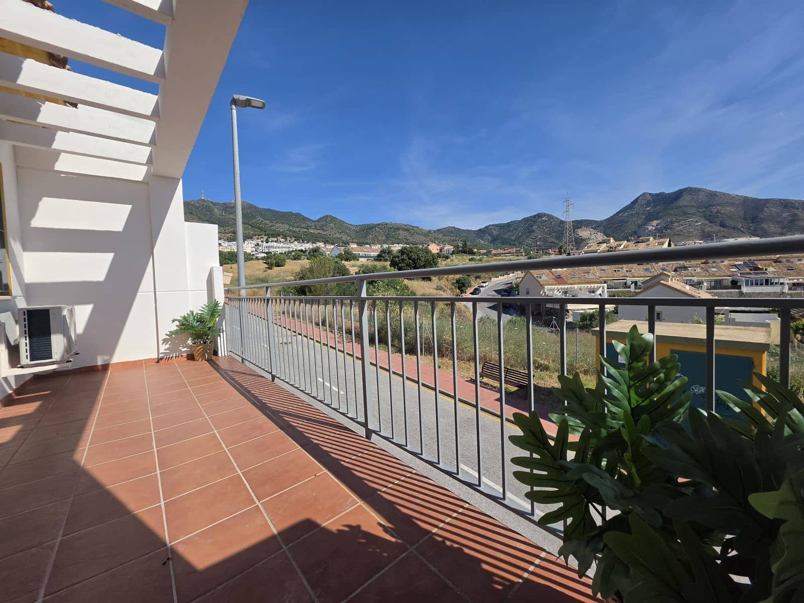 4 soverom Hus til salgs i Benalmadena - € 460 000 (Ref: 10051544)
