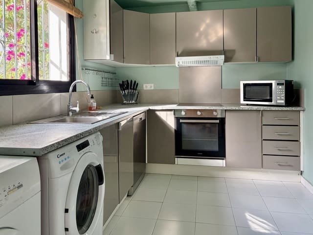 3 quarto Casa em Banda para venda em Guadalmina Baja, Marbella - 675 000 € (Ref: 10051547)