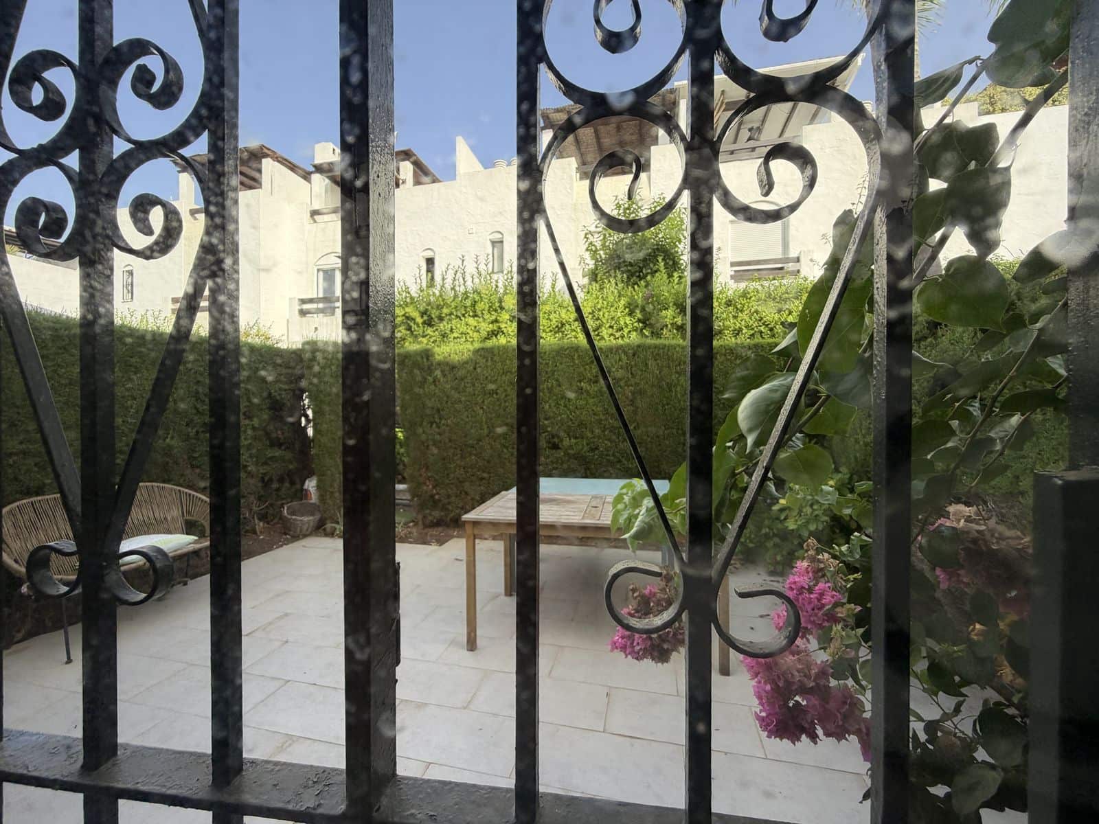 3 makuuhuone Omakotitalo myytävänä paikassa Guadalmina - 675 000 € (Ref: 10051547)