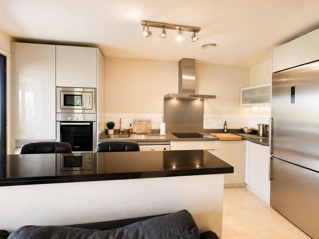 2 sovrum Lägenhet till salu i Los Flamingos, Benahavís - 470 000 € (Ref: 10051548)