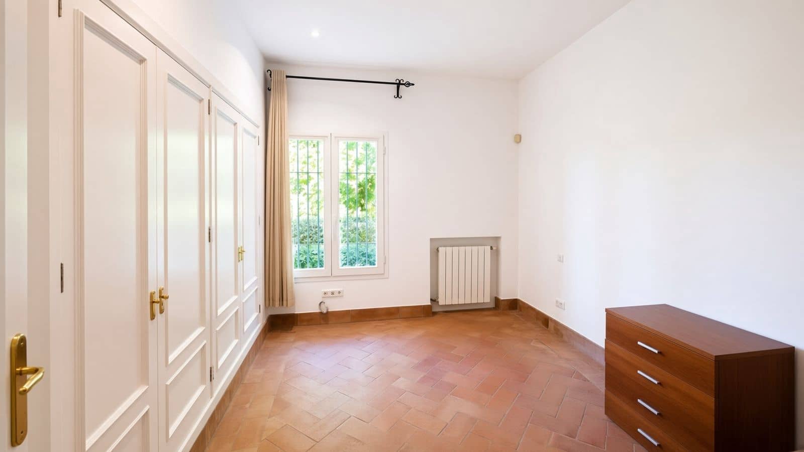 5 makuuhuone Huvila myytävänä paikassa Sotogrande - 1 799 000 € (Ref: 10051549)