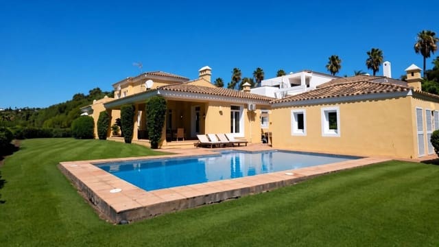 5 makuuhuone Huvila myytävänä paikassa Sotogrande Alto, San Roque - 1 799 000 € (Ref: 10051549)