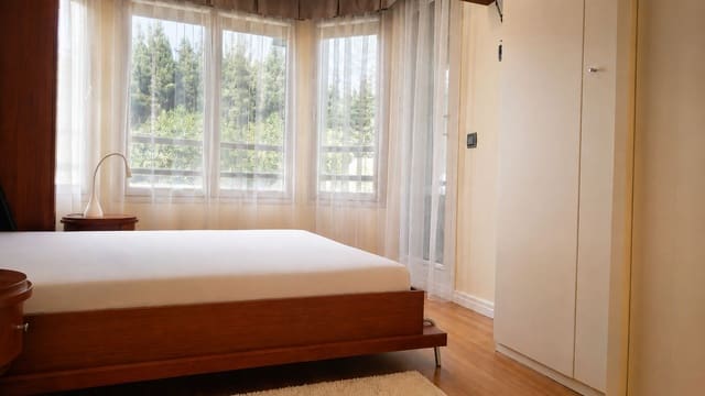 2 slaapkamer Appartement te koop in Sierra Blanca, Marbella - € 900.000 (Ref: 10051551)