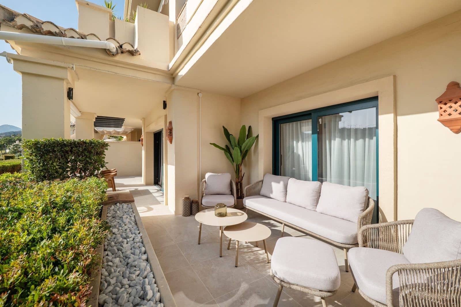 4 bedroom Apartment for sale in Benahavis - € 1,970,000 (Ref: 10051552)
