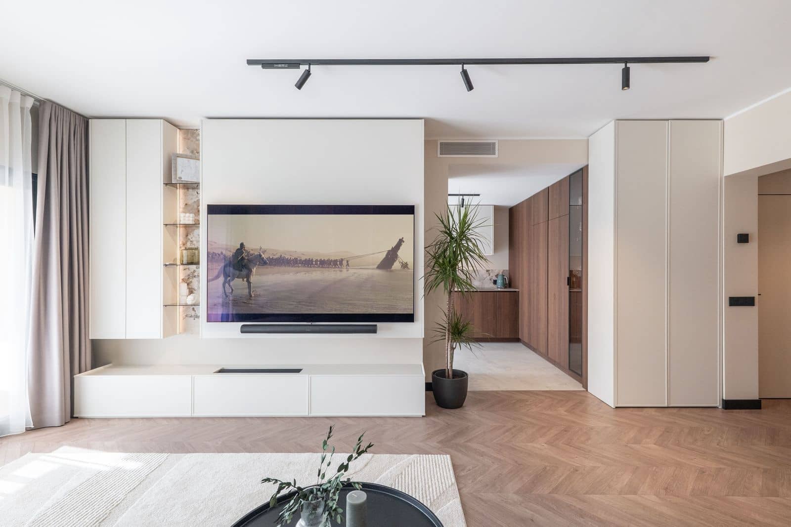 4 bedroom Apartment for sale in Benahavis - € 1,970,000 (Ref: 10051552)
