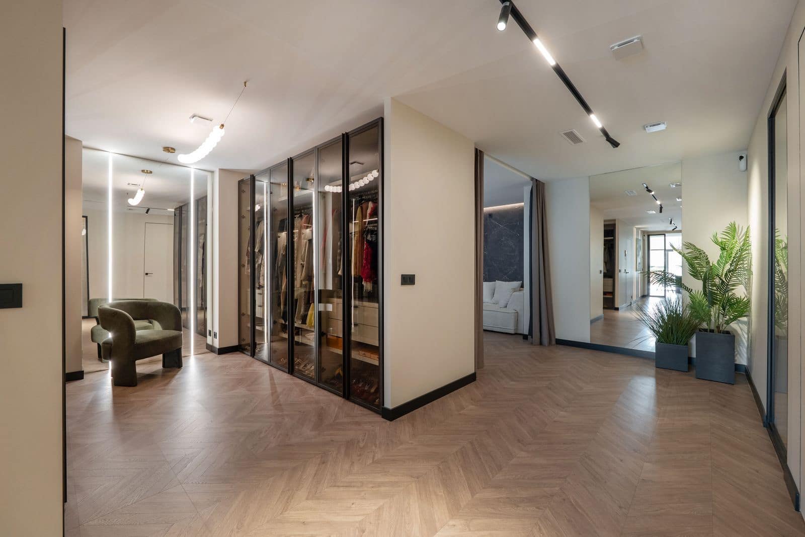 4 bedroom Apartment for sale in Benahavis - € 1,970,000 (Ref: 10051552)