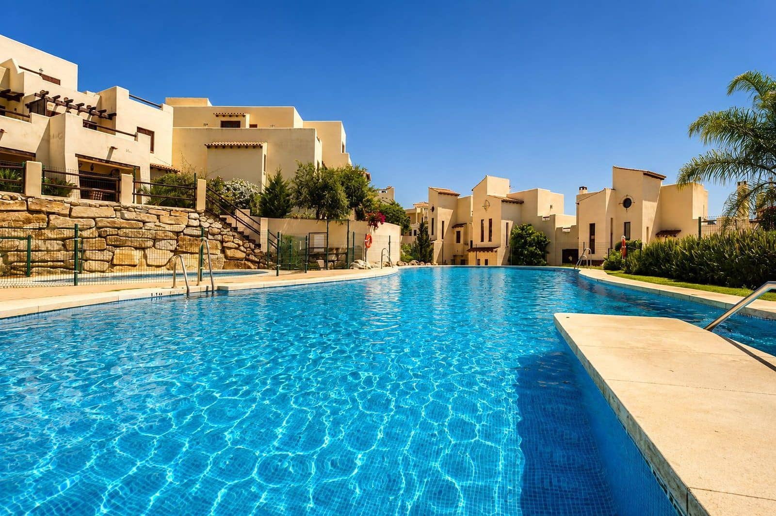 Casa de 3 habitaciones en Casares en venta - 299.500 € (Ref: 10051553)