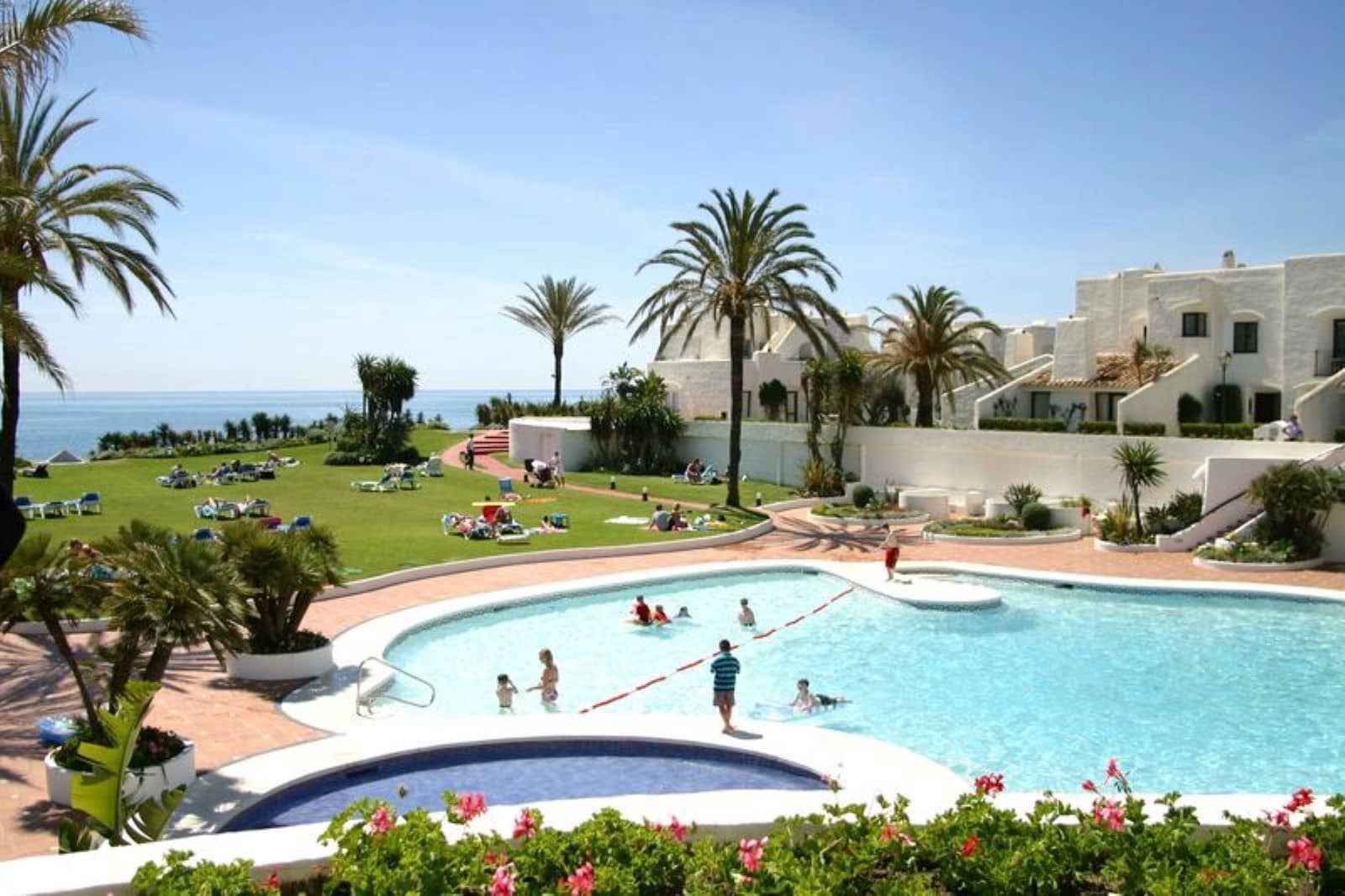 3 sypialnia Apartament na sprzedaż w Estepona - 650 000 € (Ref: 10051554)
