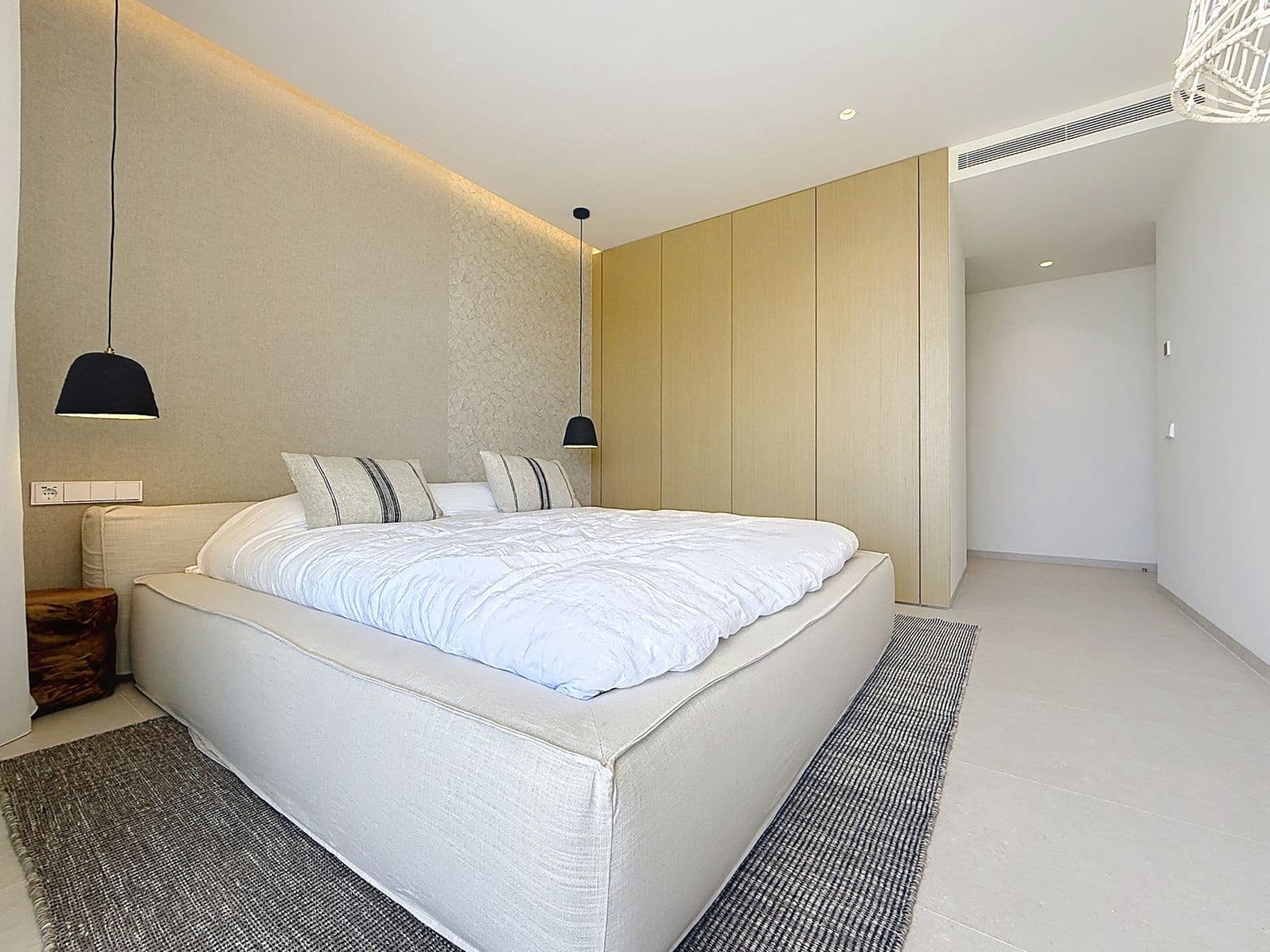 3 bedroom Penthouse for sale in Benahavis - € 1,600,000 (Ref: 10051562)