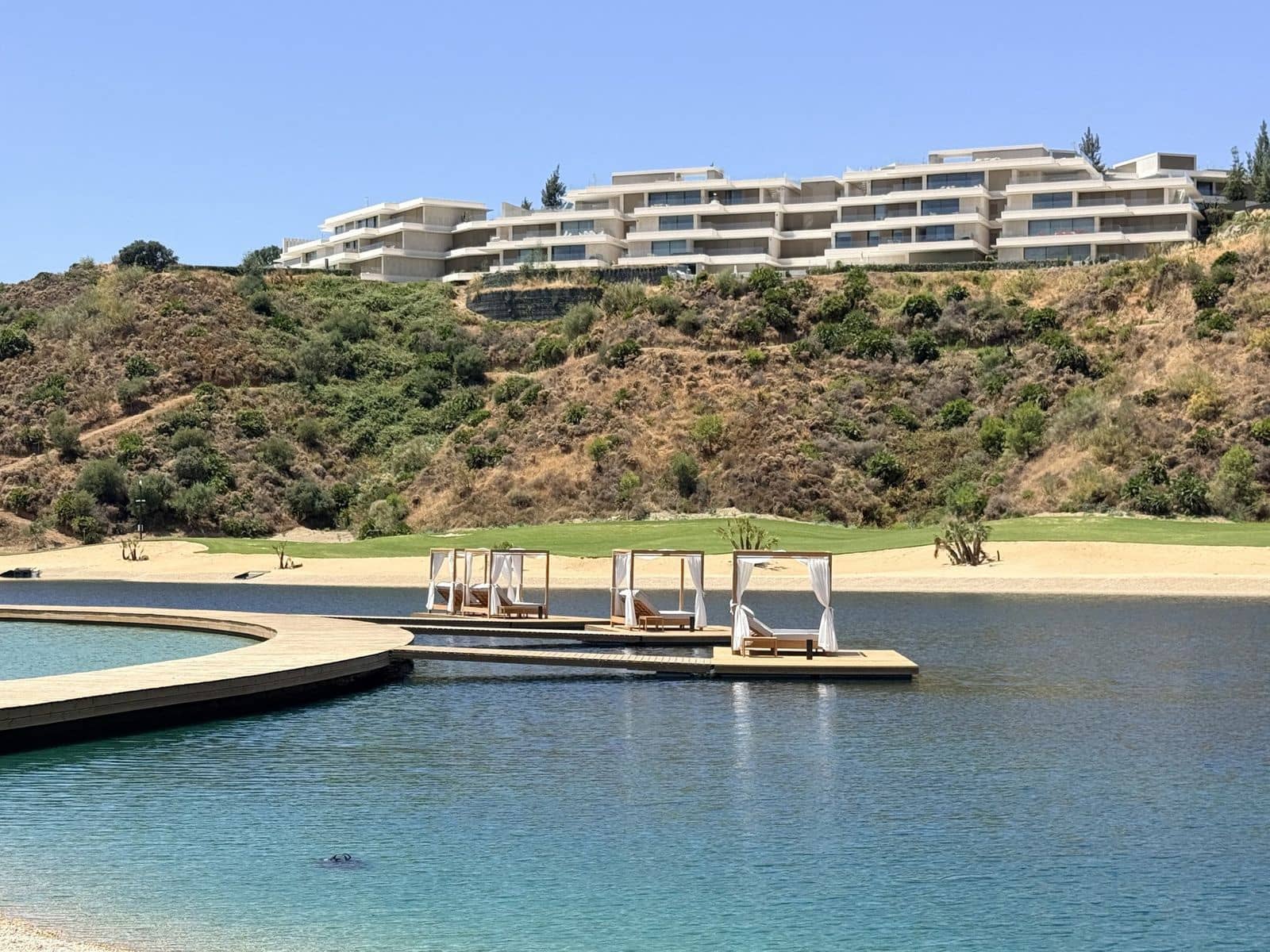 3 bedroom Penthouse for sale in Benahavis - € 1,600,000 (Ref: 10051562)
