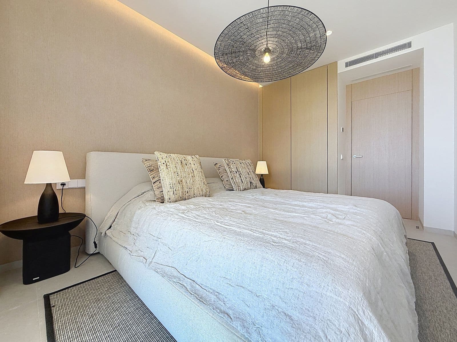 3 bedroom Penthouse for sale in Benahavis - € 1,600,000 (Ref: 10051562)