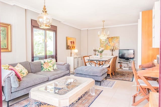 1 bedroom Apartment for sale in Nueva Andalucia, Marbella - € 399,000 (Ref: 10051563)