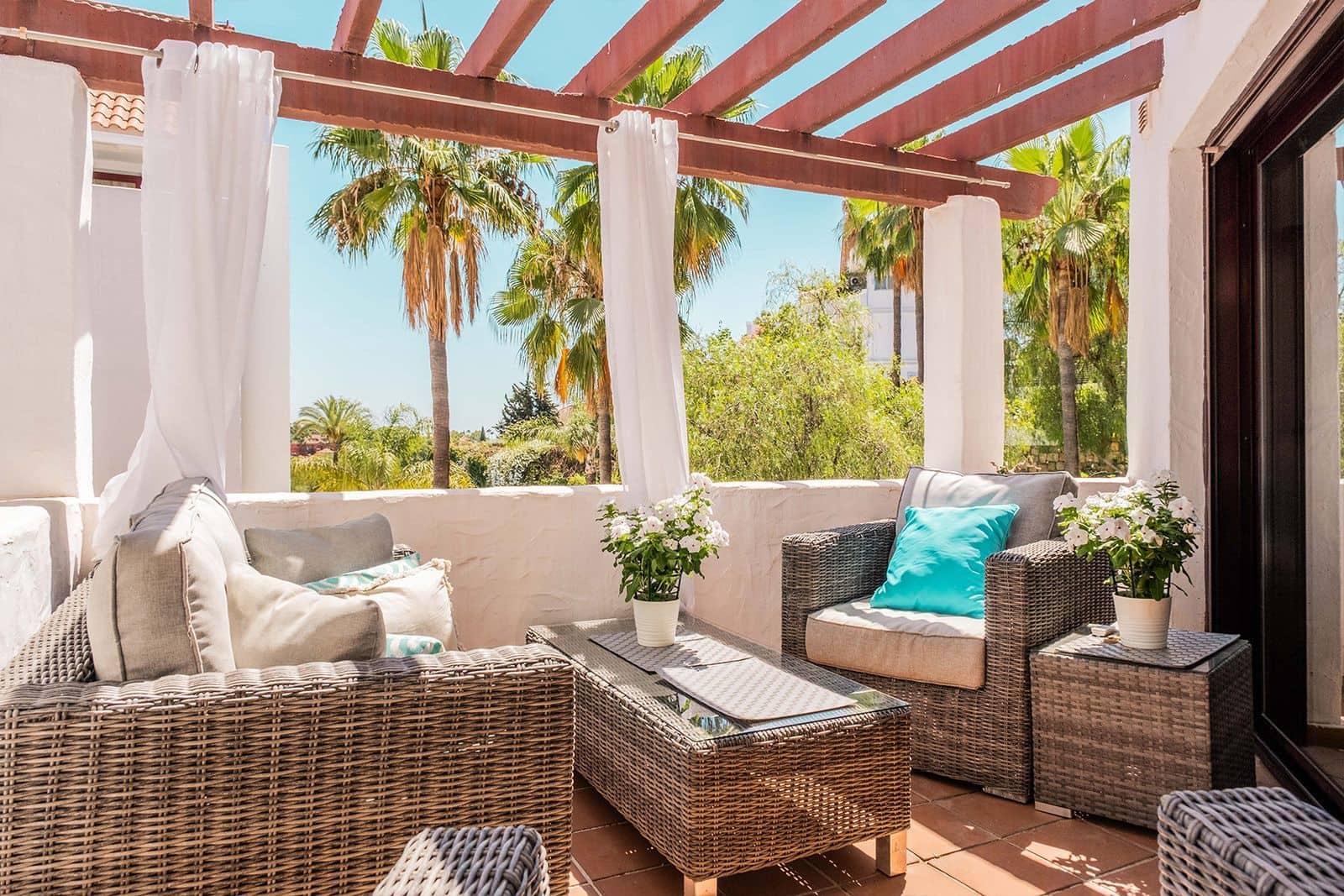 1 bedroom Apartment for sale in Nueva Andalucia - € 399,000 (Ref: 10051563)