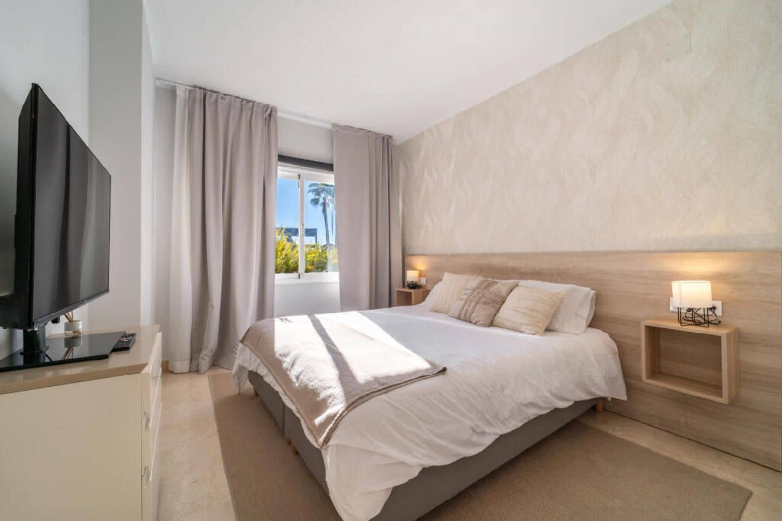 3 camera da letto Appartamento in vendita in Golden Mile - 950.000 € (Rif: 10051564)