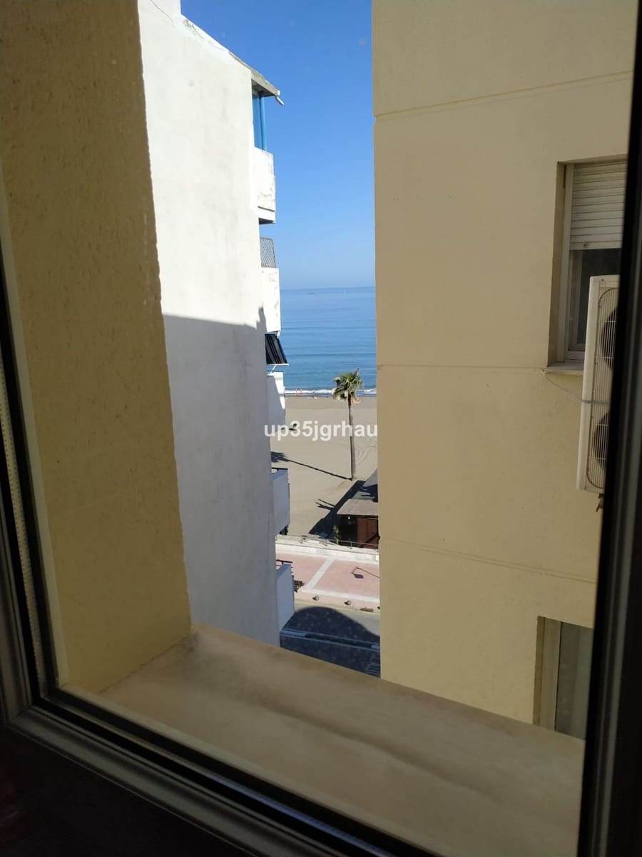 1 slaapkamer Penthouse te koop in Estepona - € 289.900 (Ref: 10051582)