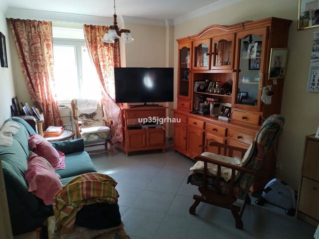 1 slaapkamer Penthouse te koop in Estepona - € 289.900 (Ref: 10051582)