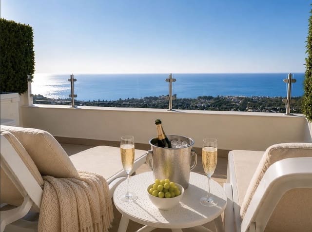 2 makuuhuone Kattohuoneisto myytävänä paikassa Benalmádena - 590 000 € (Ref: 10051586)