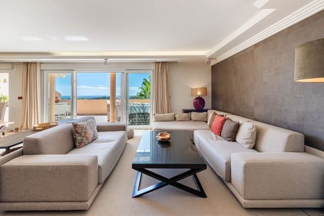 2 slaapkamer Penthouse te koop in Nueva Andalucia, Marbella - € 950.000 (Ref: 10051587)