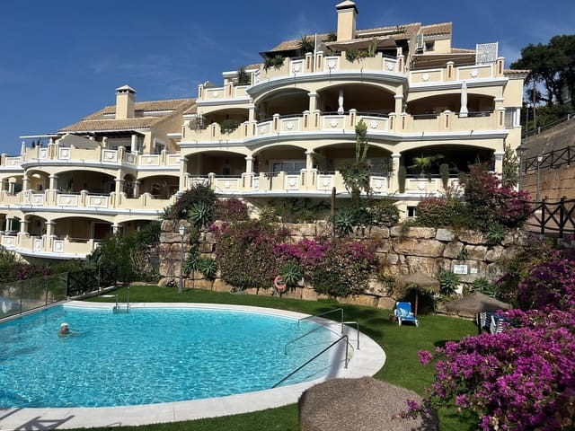 2 makuuhuone Kattohuoneisto myytävänä paikassa Elviria, Marbella - 560 000 € (Ref: 10051588)
