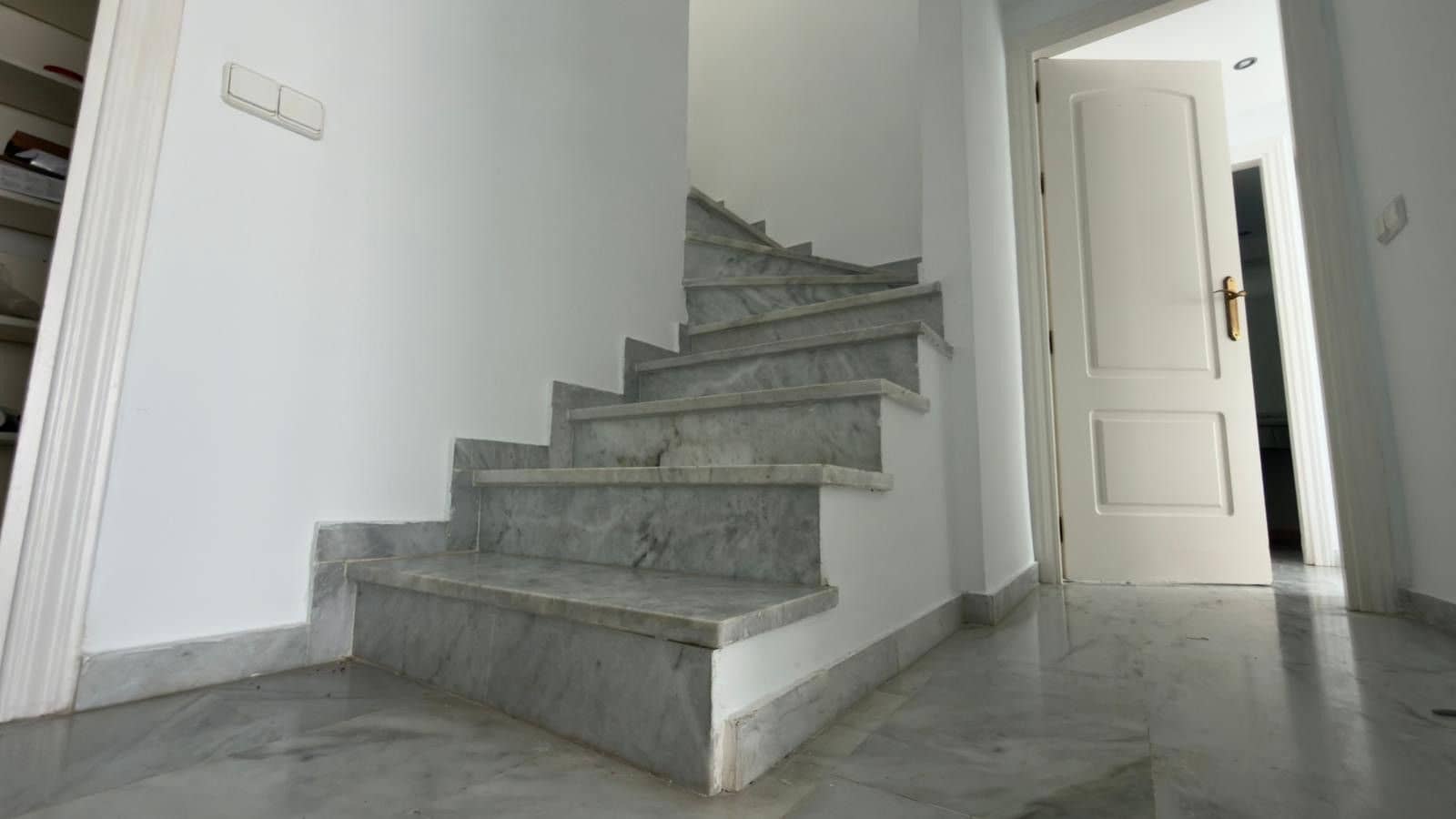 5 camera da letto Attico in vendita in Guadalmina - 1.320.000 € (Rif: 10051593)