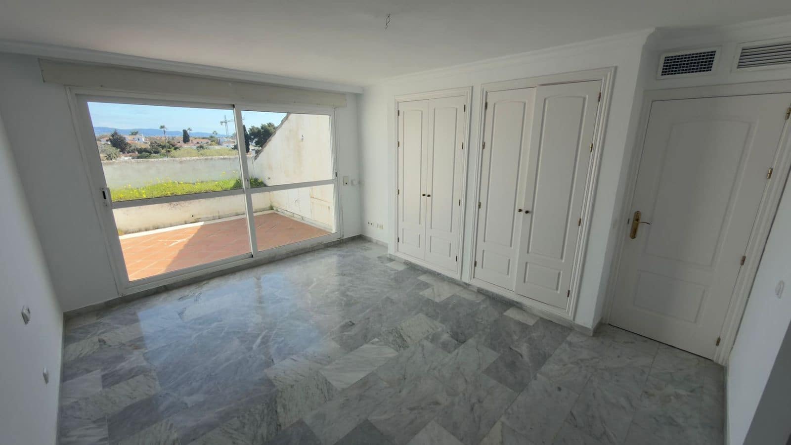 5 camera da letto Attico in vendita in Guadalmina - 1.320.000 € (Rif: 10051593)