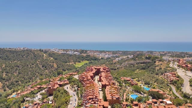 2 Zimmer Penthouse zu verkaufen in Las Chapas, Marbella - 599.000 € (Ref: 10051598)