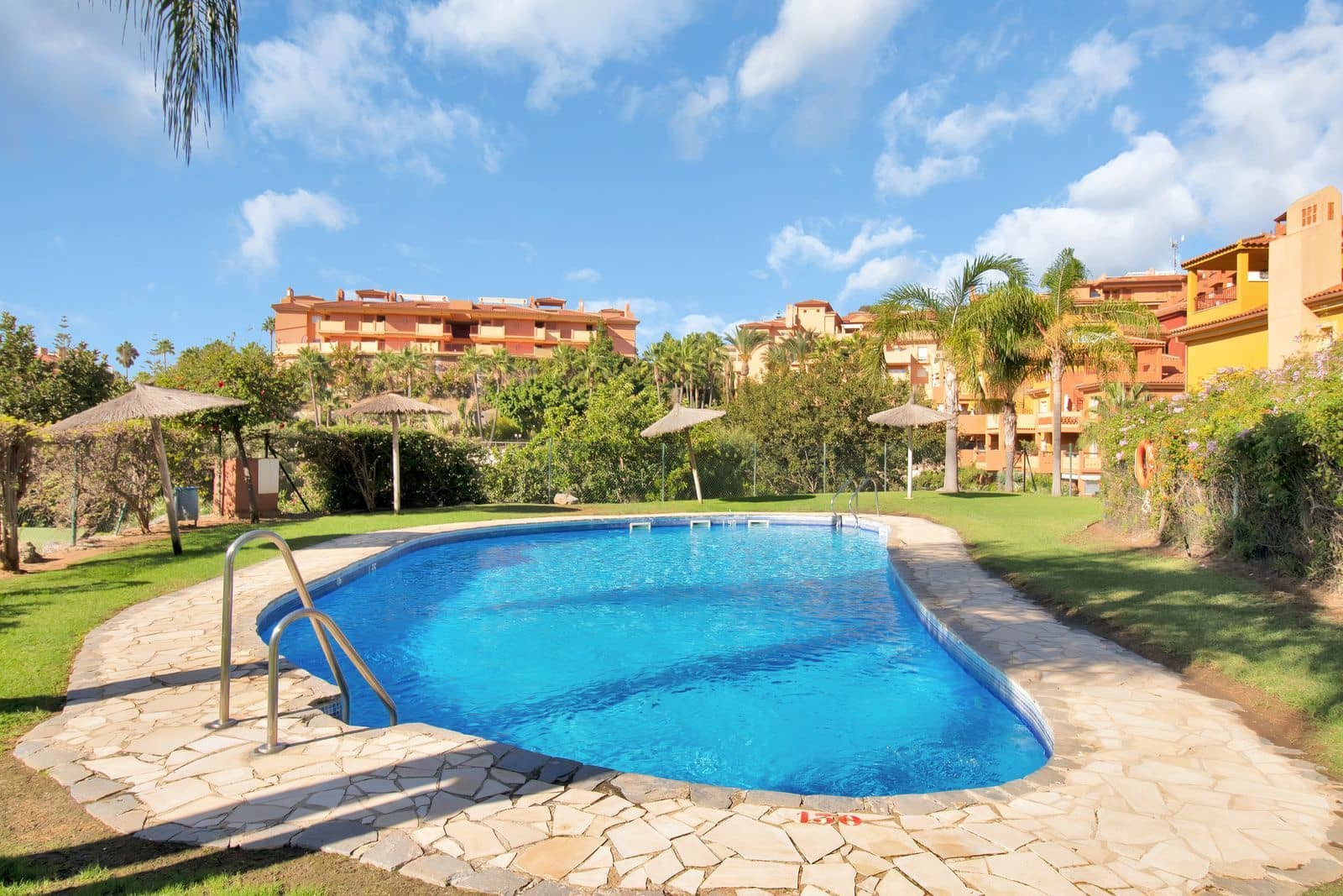 2 Zimmer Penthouse zu verkaufen in Las Chapas - 599.000 € (Ref: 10051598)