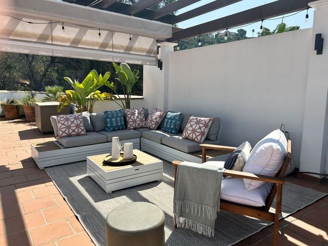 2 quarto Penthouse para venda em Los Arqueros, Benahavís - 499 000 € (Ref: 10051601)