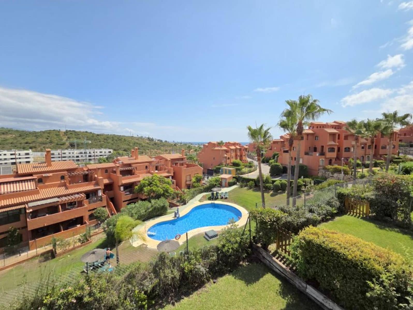 3 sovrum Takvåning till salu i La Duquesa / Puerto de la Duquesa - 479 000 € (Ref: 10051604)