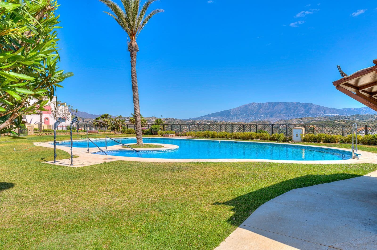 3 makuuhuone Kattohuoneisto myytävänä paikassa La Cala de Mijas - 490 000 € (Ref: 10051606)