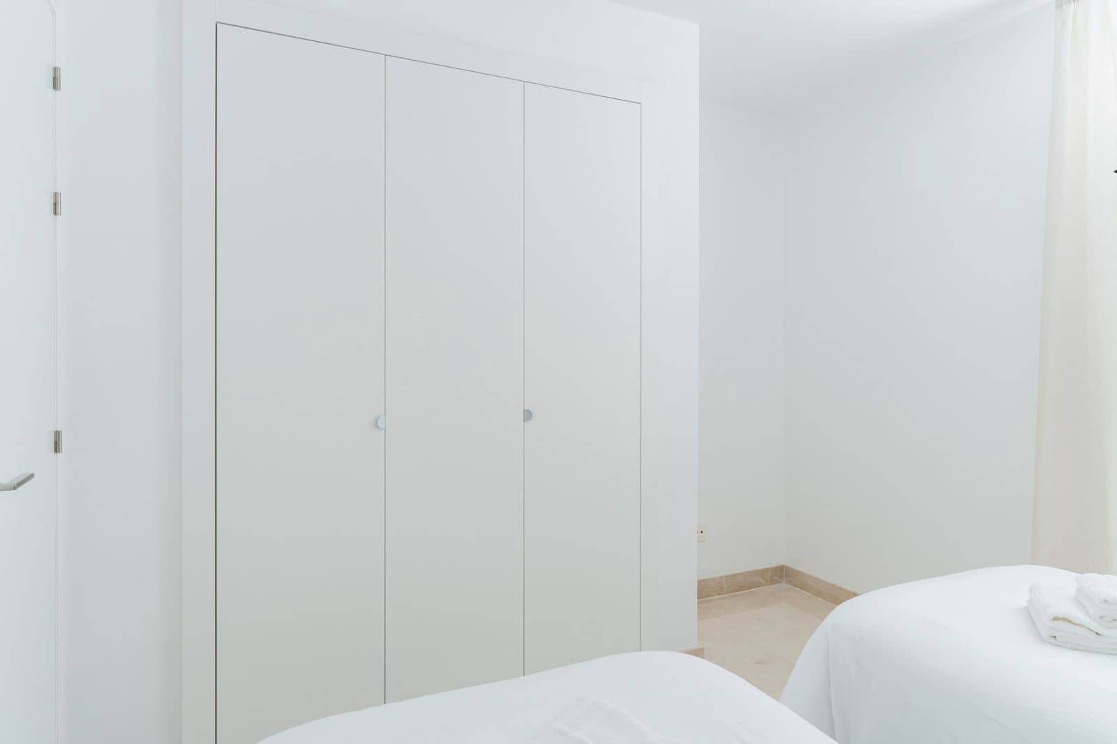 2 sypialnia Penthouse na sprzedaż w Benahavis - 840 000 € (Ref: 10051607)