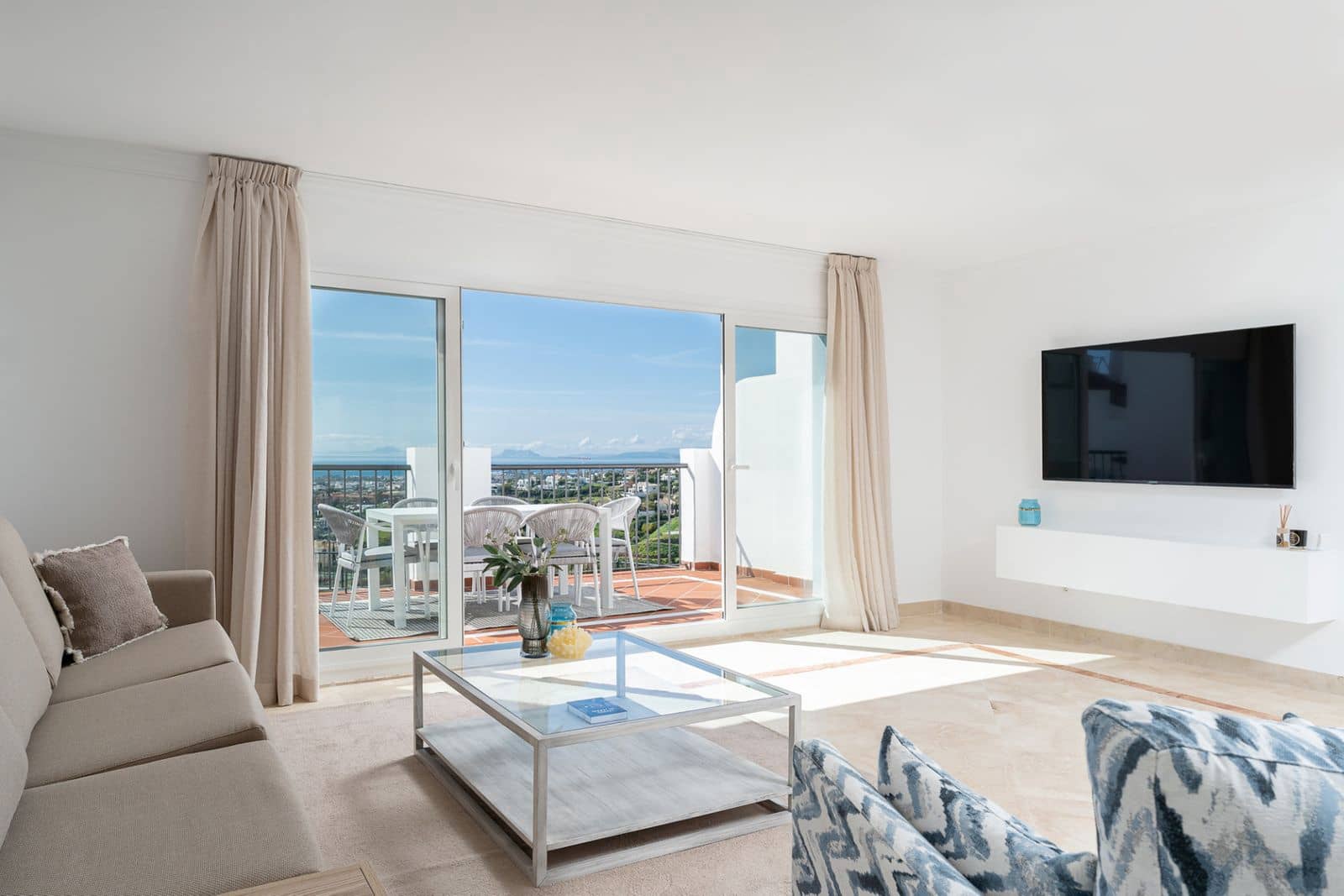2 sypialnia Penthouse na sprzedaż w Benahavis - 840 000 € (Ref: 10051607)