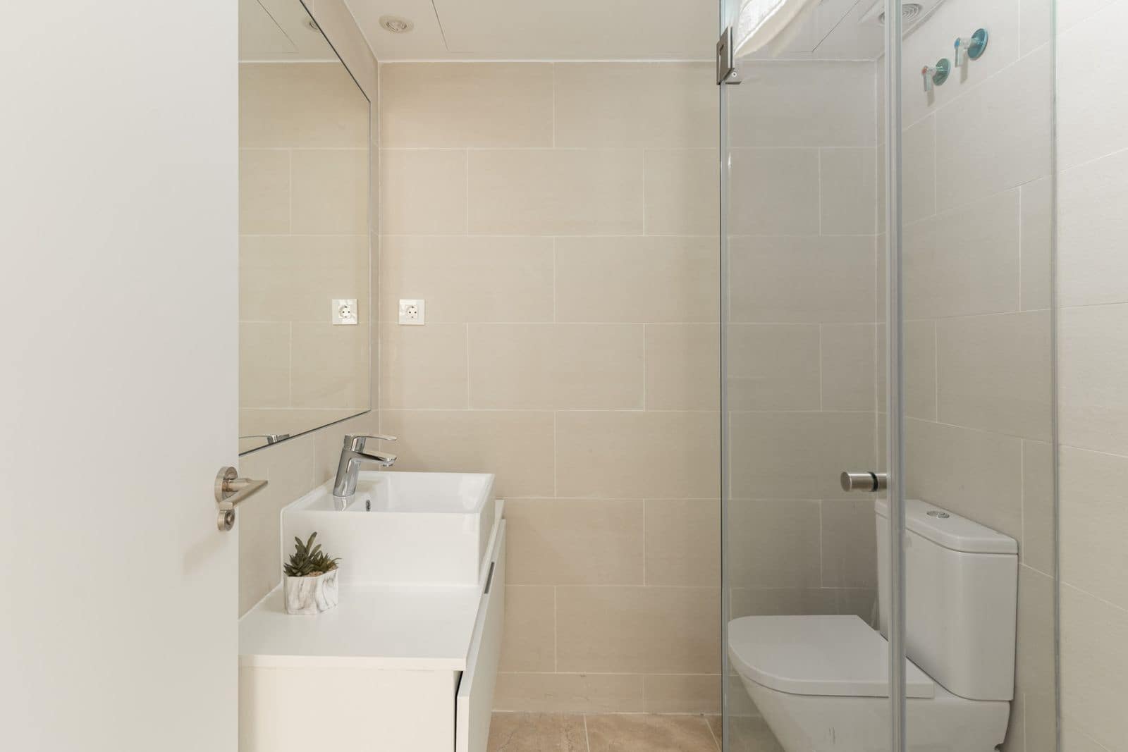 2 sypialnia Penthouse na sprzedaż w Benahavis - 840 000 € (Ref: 10051607)