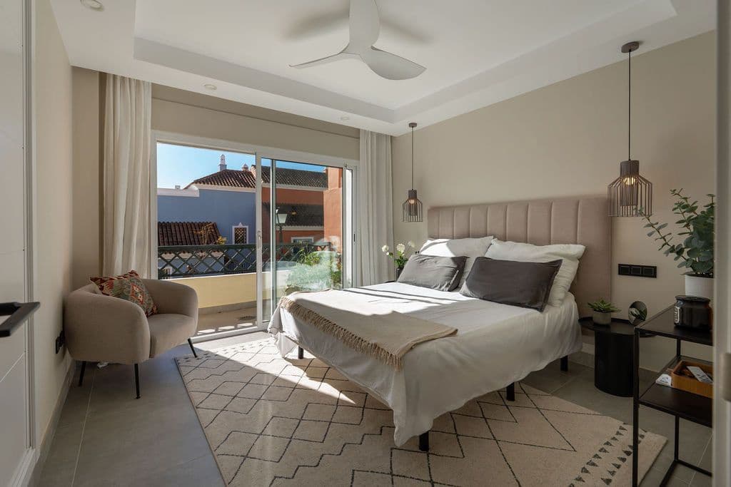 4 chambre Maison de Ville à vendre à Nueva Andalucia - 1 195 000 € (Ref: 10097668)