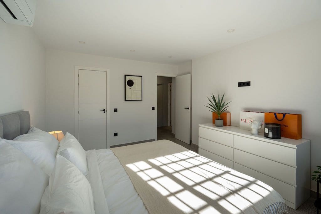 4 chambre Maison de Ville à vendre à Nueva Andalucia - 1 195 000 € (Ref: 10097668)