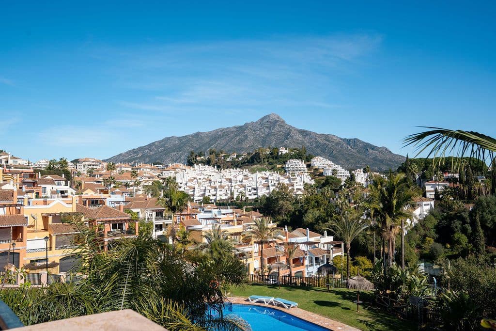 4 chambre Maison de Ville à vendre à Nueva Andalucia - 1 195 000 € (Ref: 10097668)