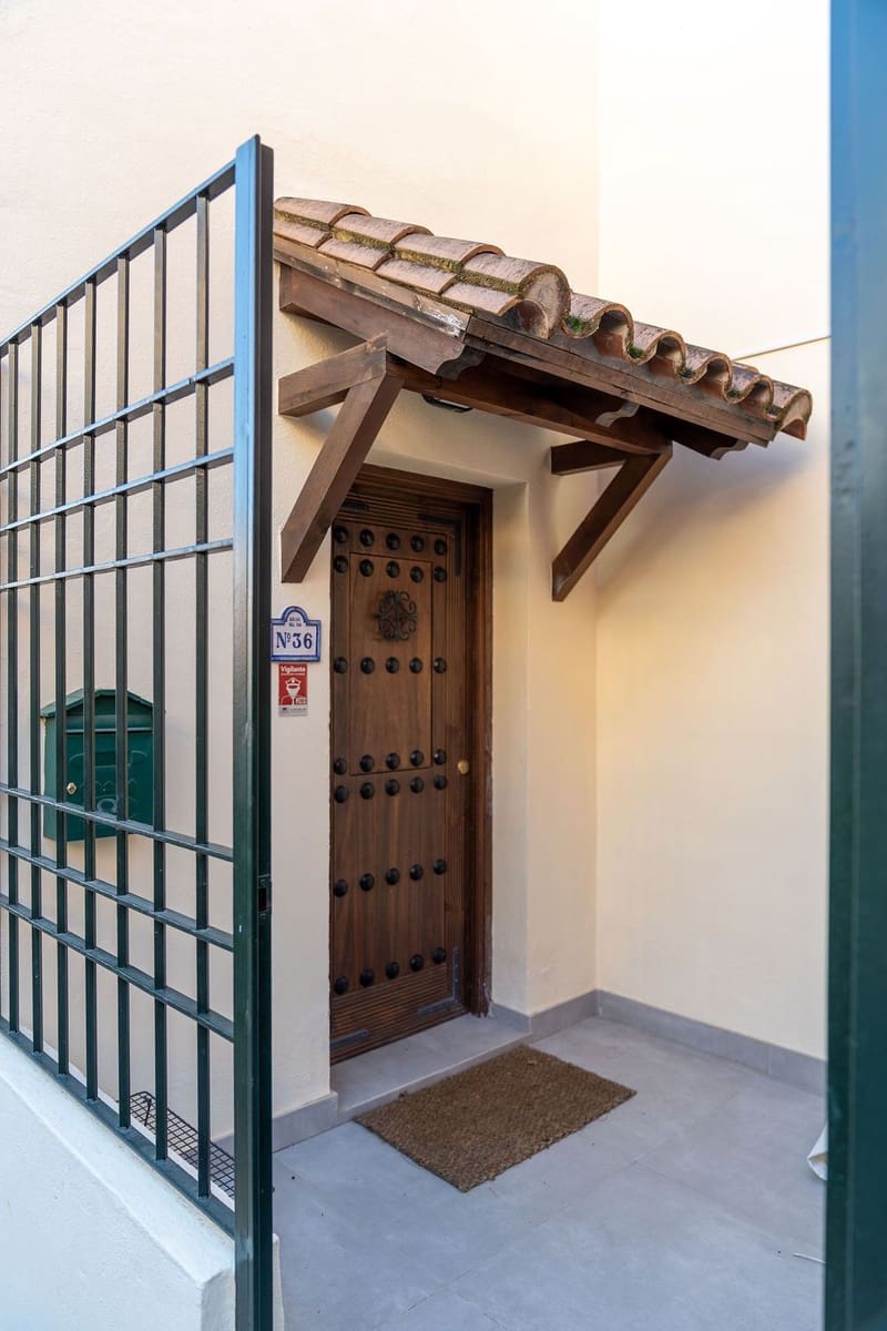 4 chambre Maison de Ville à vendre à Nueva Andalucia - 1 195 000 € (Ref: 10097668)