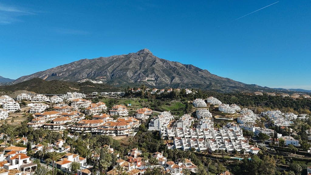 4 chambre Maison de Ville à vendre à Nueva Andalucia - 1 195 000 € (Ref: 10097668)