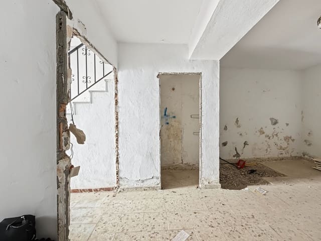 8 Zimmer Doppelhaus zu verkaufen in Estepona - 799.000 € (Ref: 10097669)