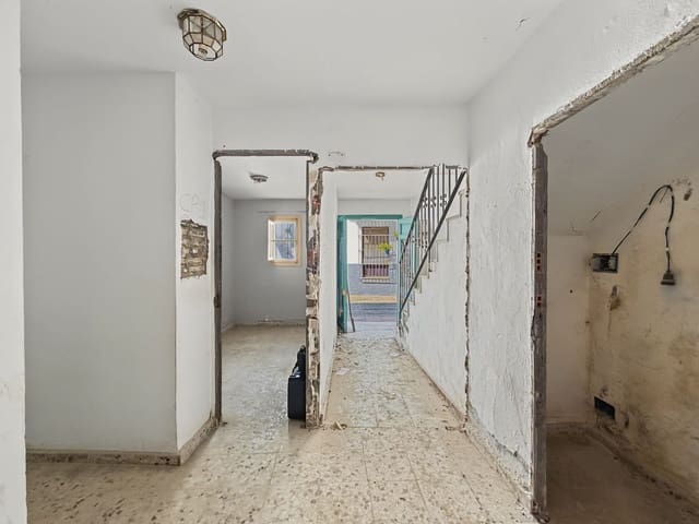 8 Zimmer Doppelhaus zu verkaufen in Estepona - 799.000 € (Ref: 10097669)