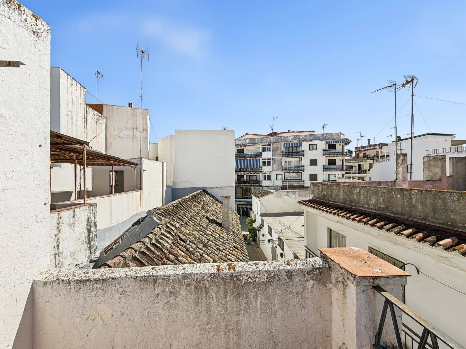 8 Zimmer Doppelhaus zu verkaufen in Estepona - 799.000 € (Ref: 10097669)