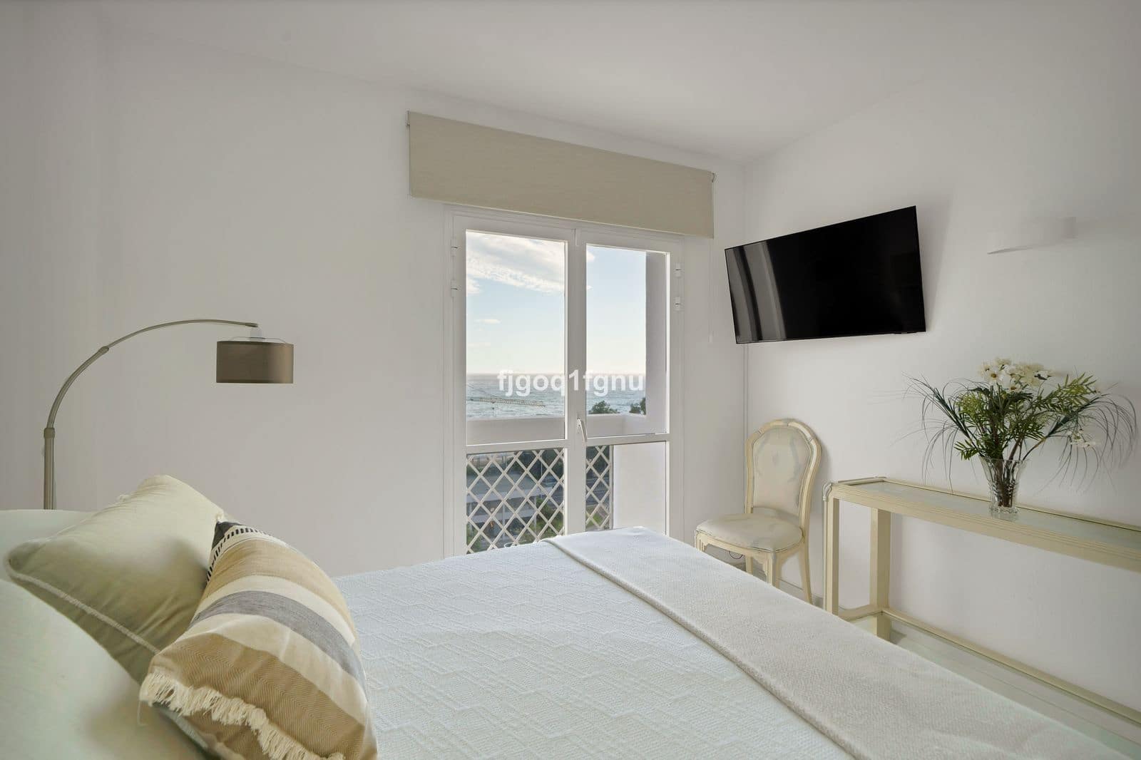2 slaapkamer Appartement te koop in Marbella - € 933.000 (Ref: 10097670)