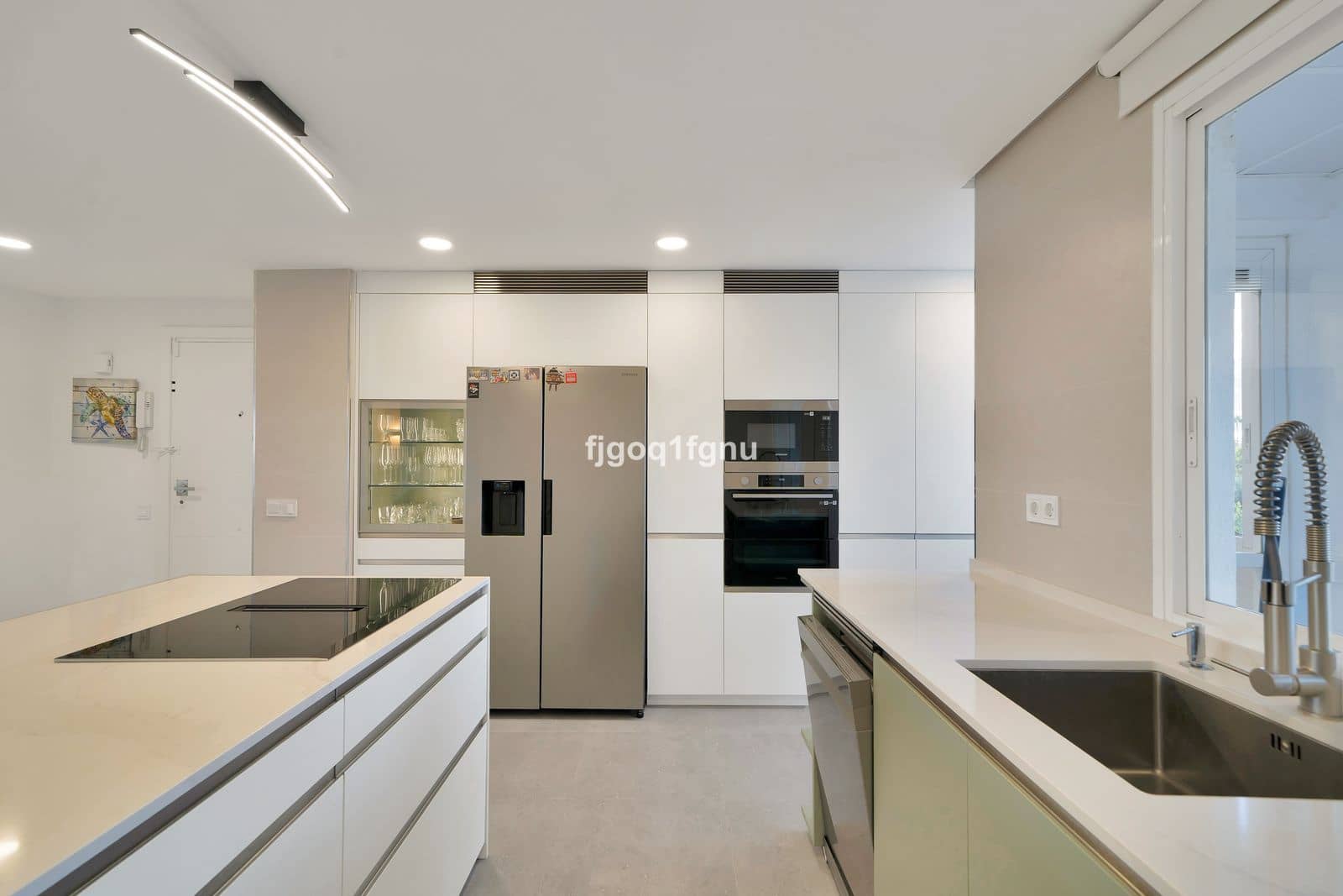 2 slaapkamer Appartement te koop in Marbella - € 933.000 (Ref: 10097670)