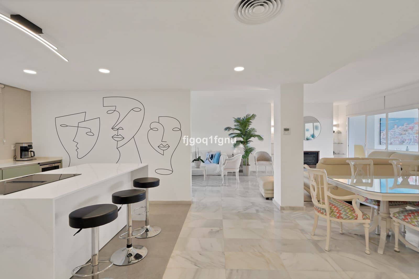 2 slaapkamer Appartement te koop in Marbella - € 933.000 (Ref: 10097670)