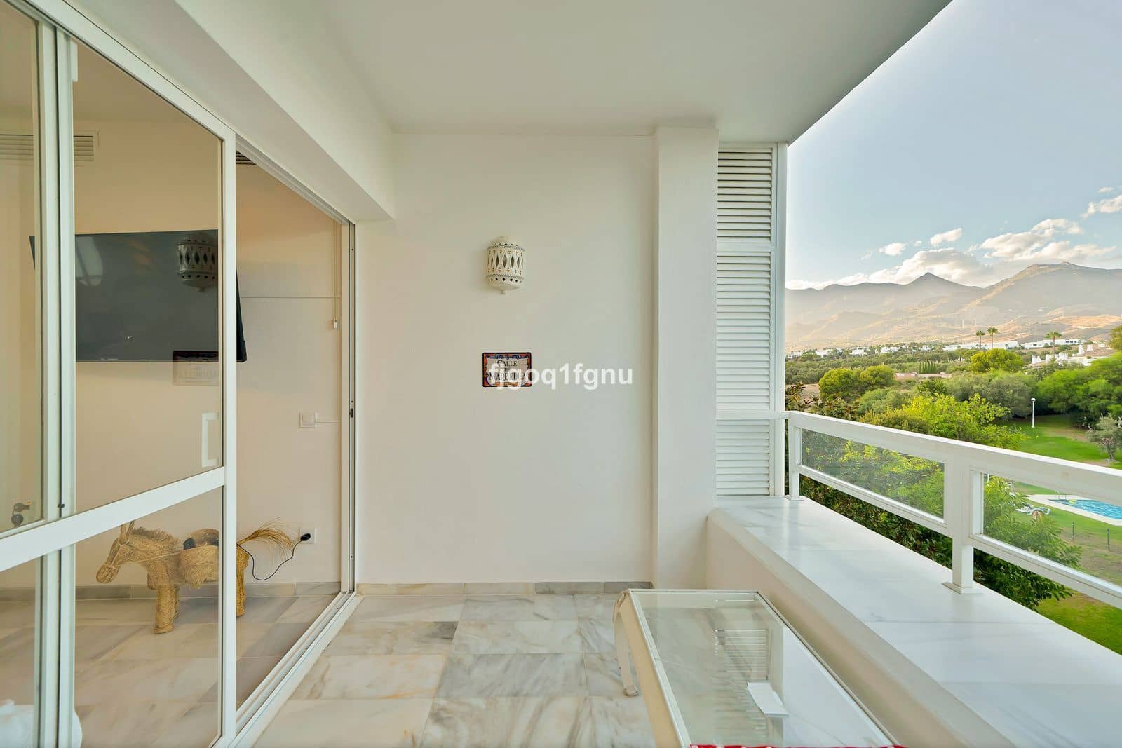 2 slaapkamer Appartement te koop in Marbella - € 933.000 (Ref: 10097670)