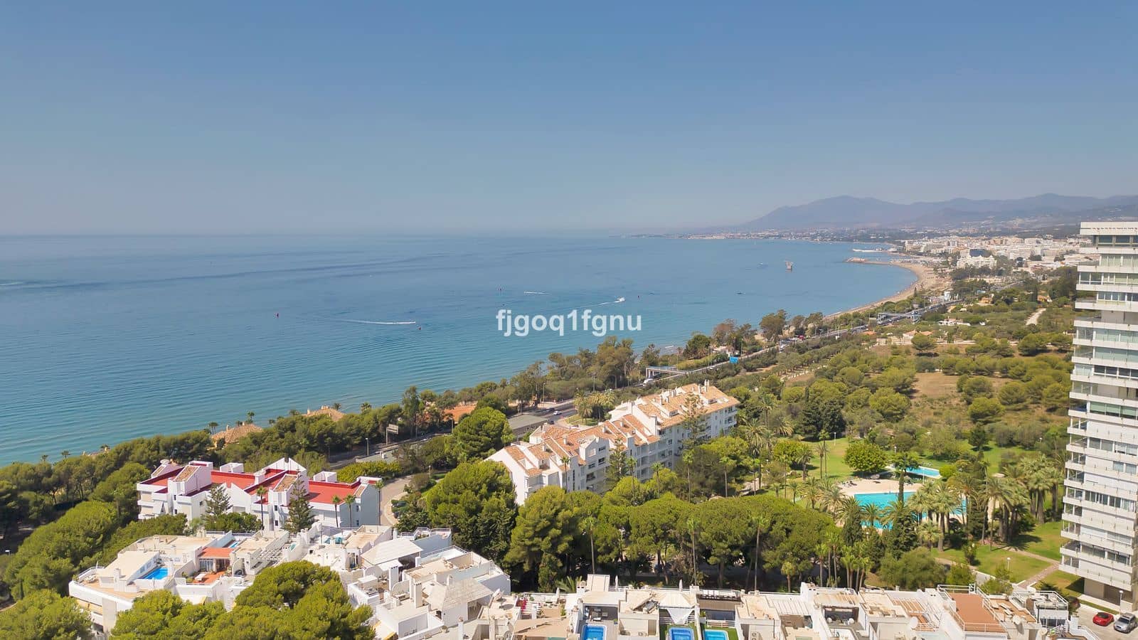 2 slaapkamer Appartement te koop in Marbella - € 933.000 (Ref: 10097670)