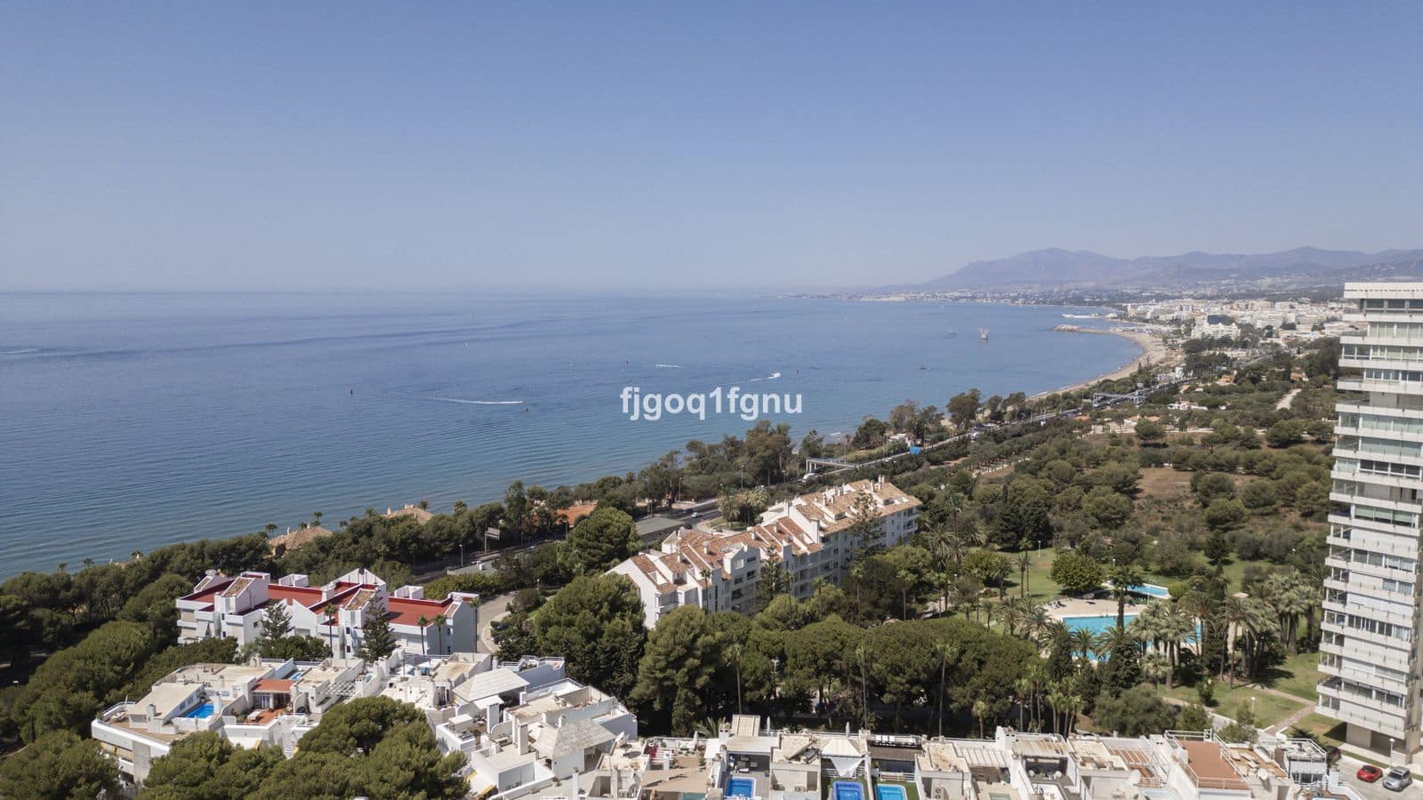 2 slaapkamer Appartement te koop in Marbella - € 933.000 (Ref: 10097670)
