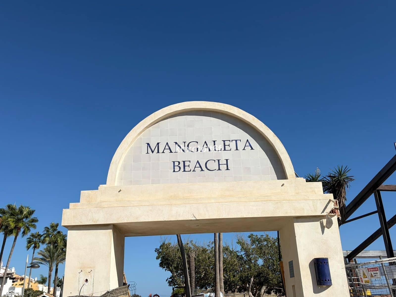 Apartamento de 2 habitaciones en Bahía de Marbella en venta con piscina - 645.000 € (Ref: 10097671)