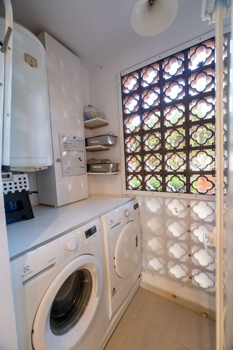 2 sypialnia Apartament na sprzedaż w Estepona - 577 000 € (Ref: 10097673)