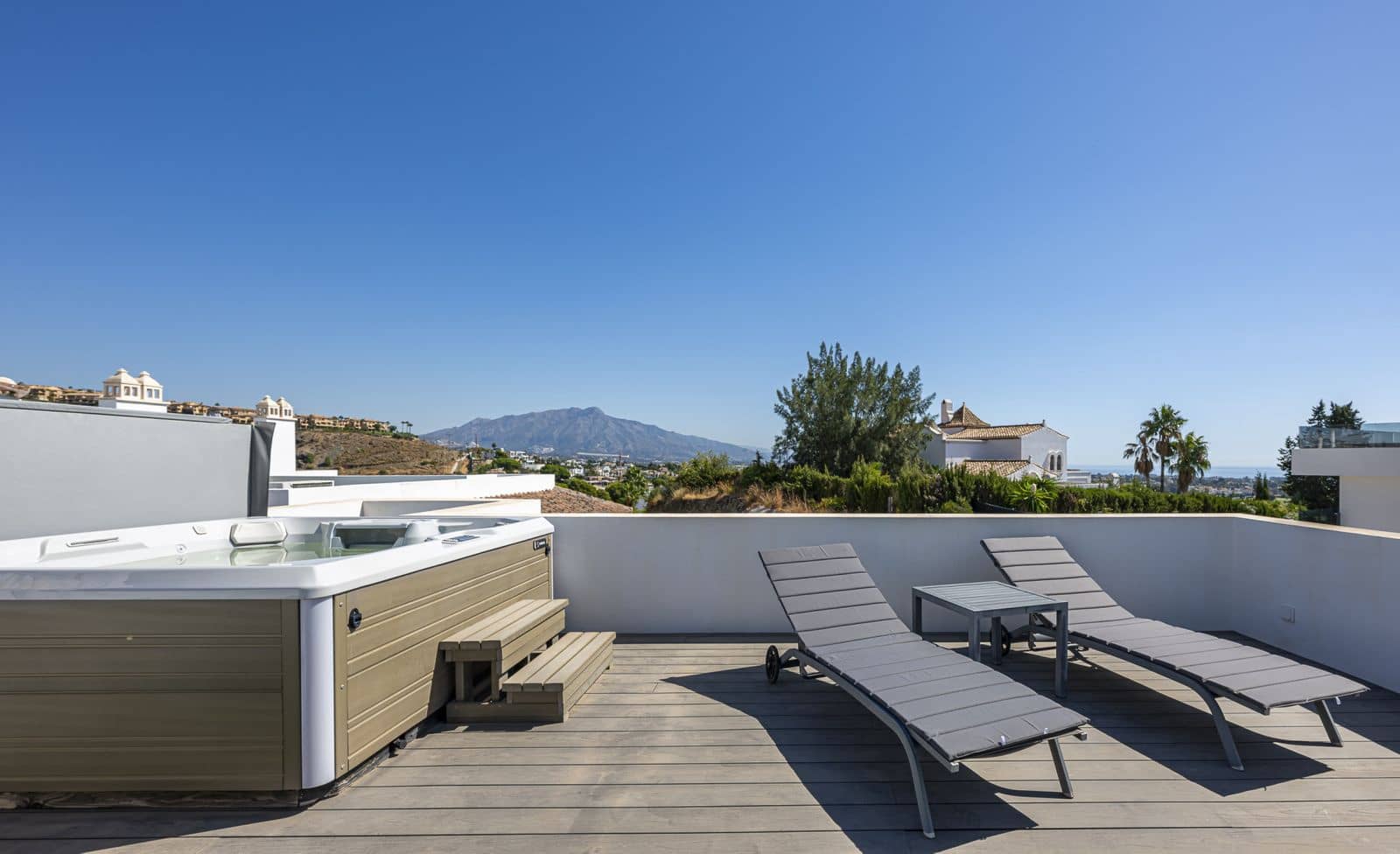 3 soverom Penthouse til salgs i Benahavis - € 679 000 (Ref: 10097676)